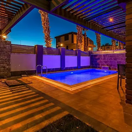 Near By The Land Of Legends , Private Pool With Jakuzzi Euphoria Belek