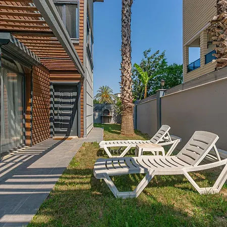 Villa Near By The Land Of Legends , Private Pool With Jakuzzi Euphoria *